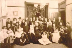 Karpen Family 1901