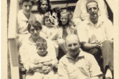 Family-with-Morrie-Rauh-1900s